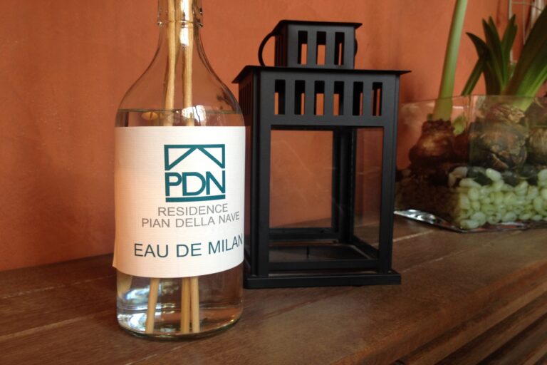 Dettaglio hall - Residence Pian della Nave Milano